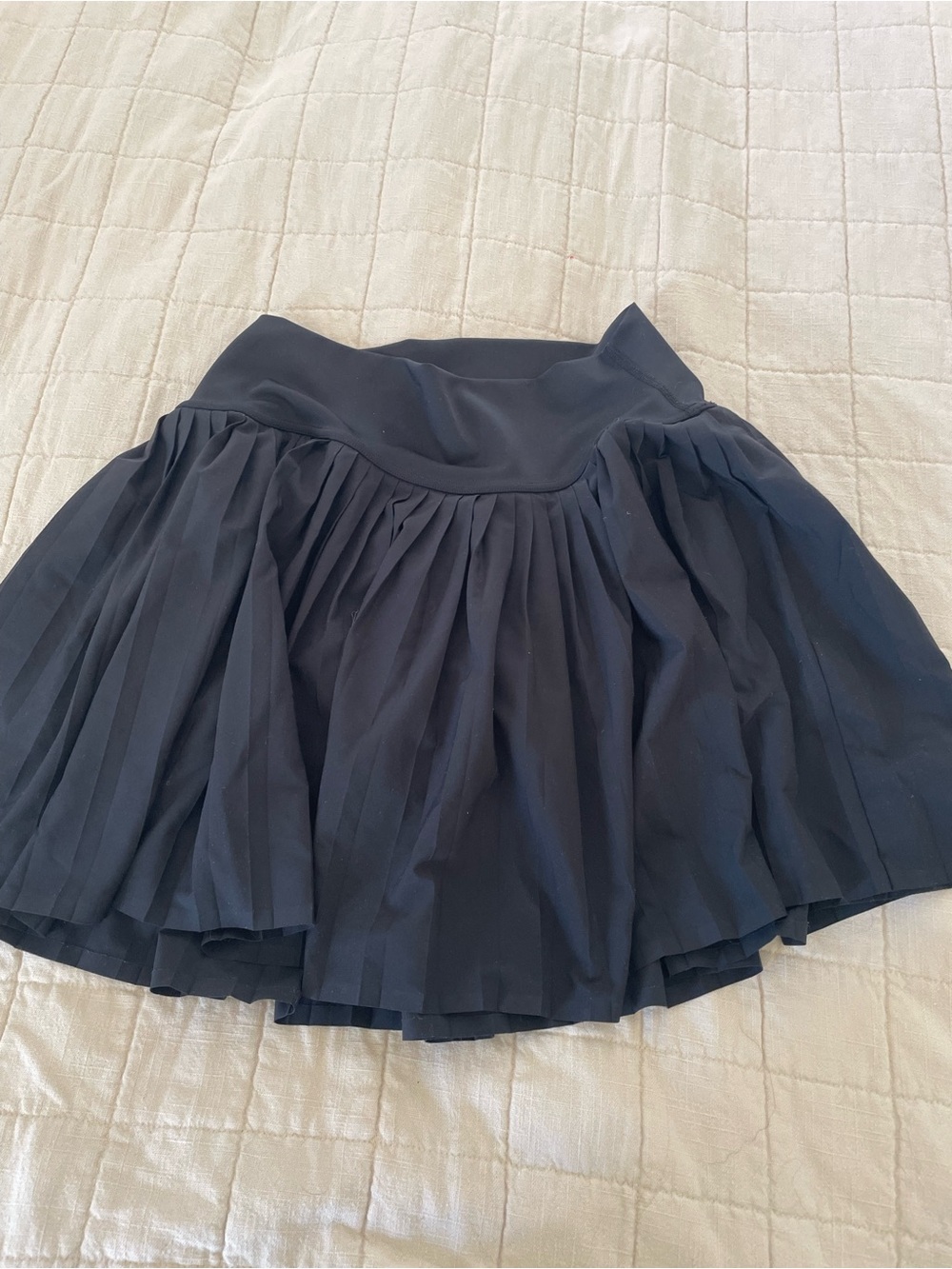 ALO Yoga Black Pleated Mini Skirt